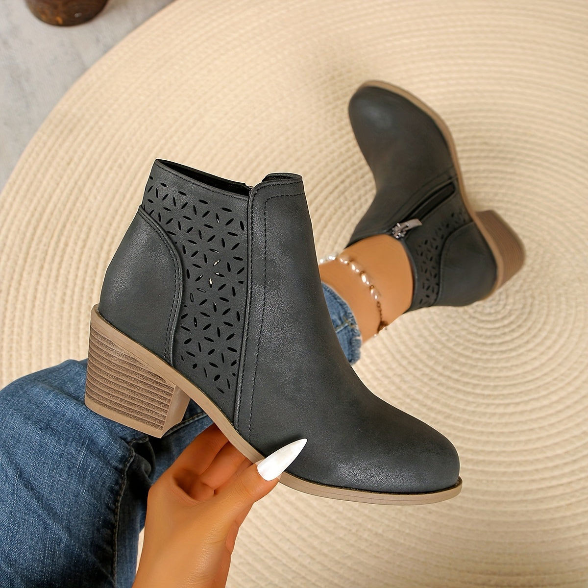 Fredrika - Breathable Ankle Boot With Zipper